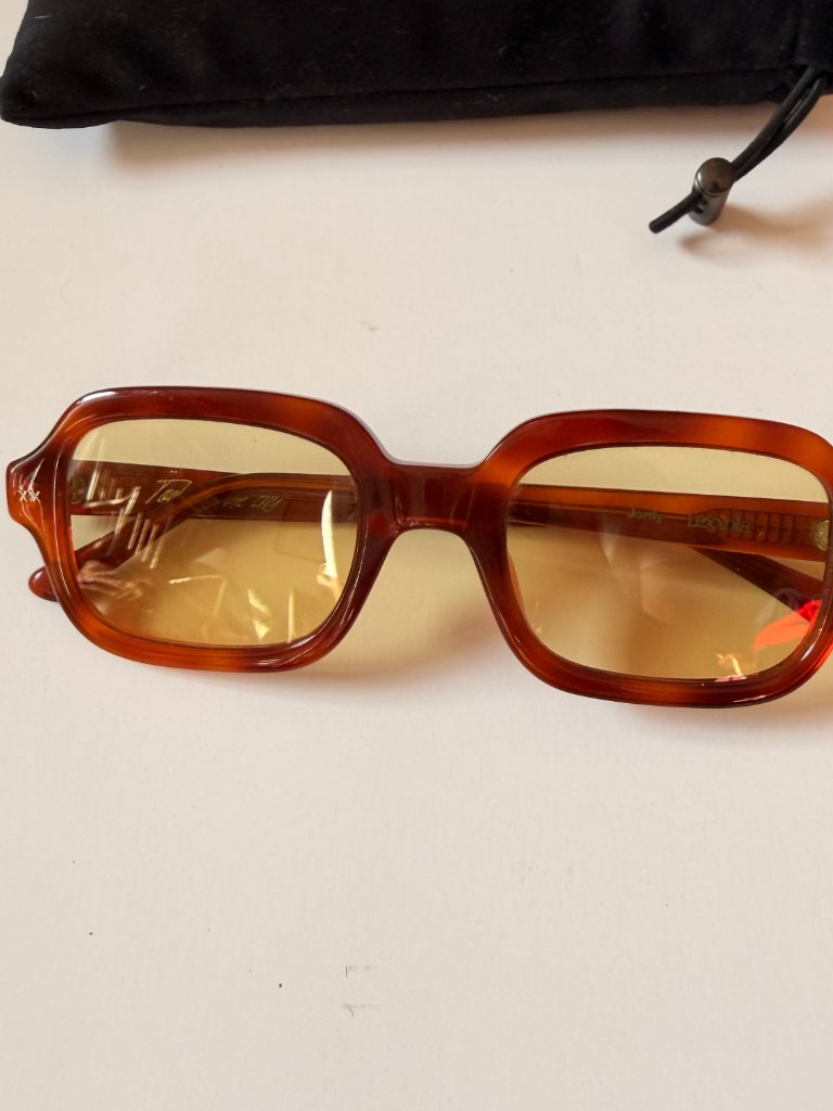 Bn With Case Lexxola Jordy Sunglasses Tort Yellow — image 6 of 7